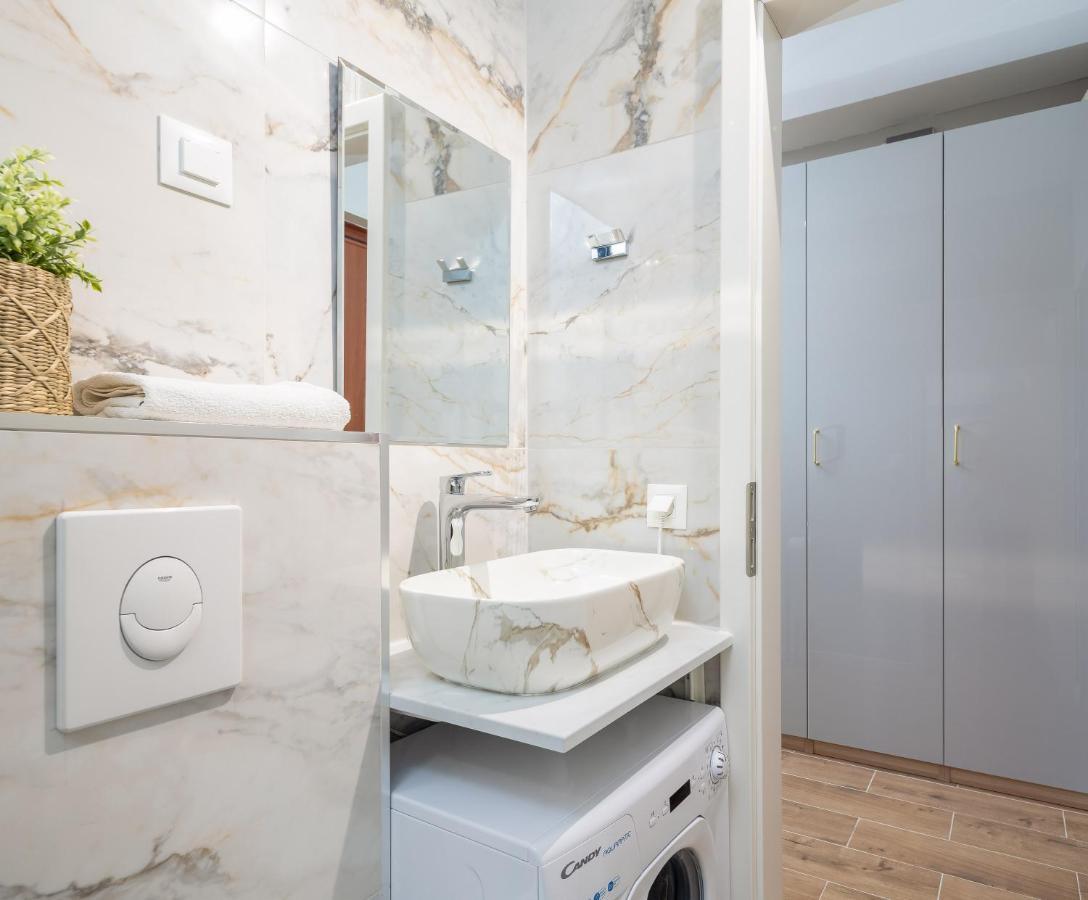 Luxury Near The Sea Apartment Split